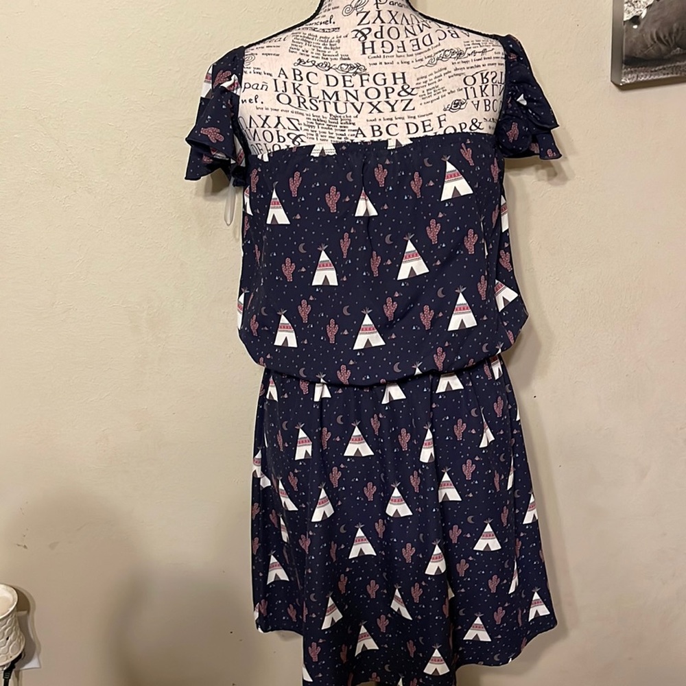 Route 3, Print off shoulder dress, Large
